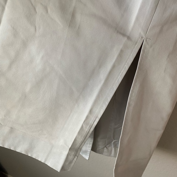 The Transit Trench Coat Ltd Edition by Away Travel Sand Size Large - Picture 12 of 15